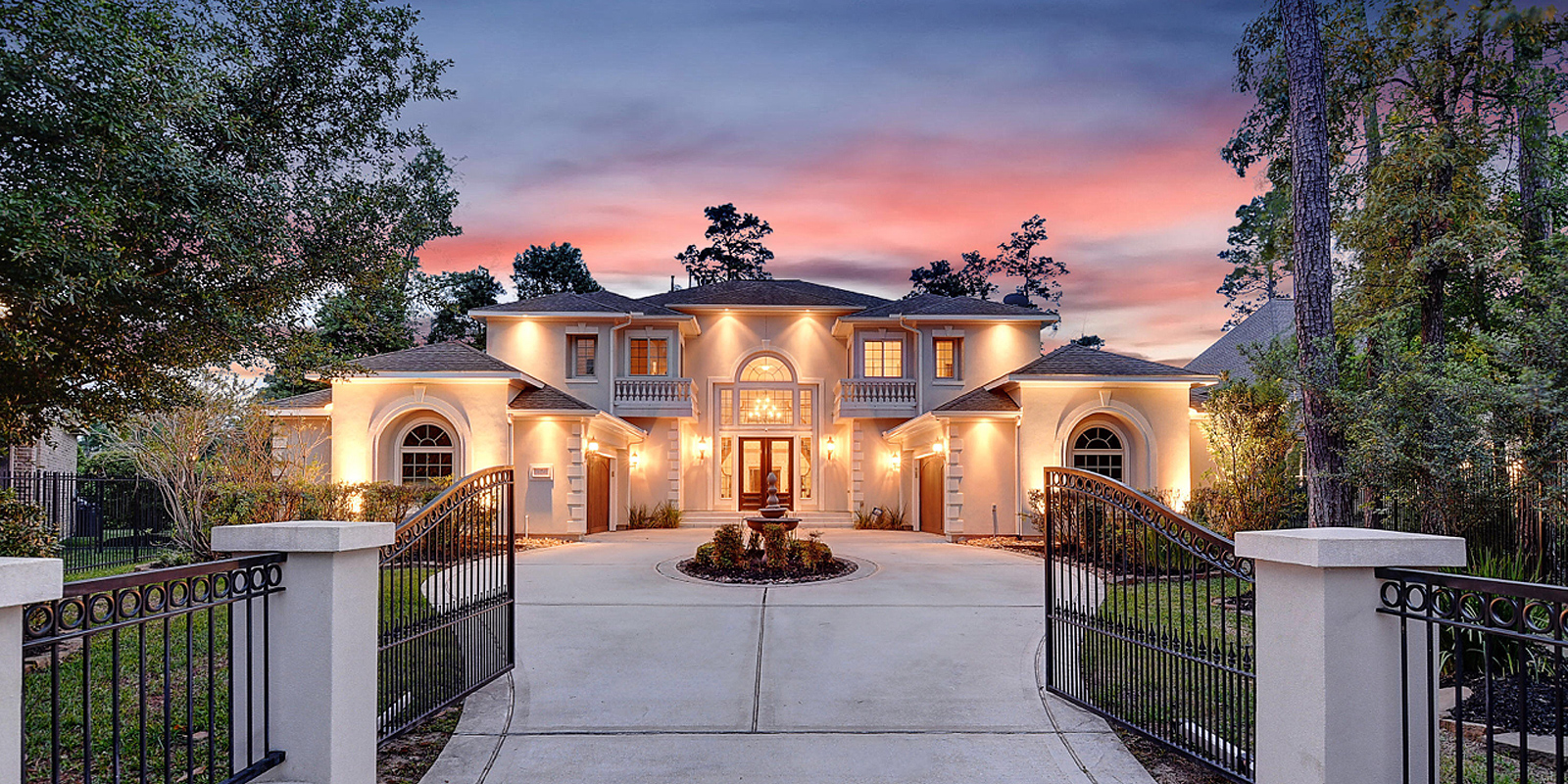 Luxury mansion with gate